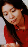 takako040.jpg (53086 bytes)
